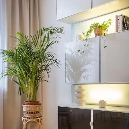 I & I Apart, Garage - Historical Old Town