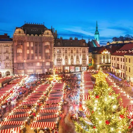 I & I Apart, Garage - Historical Old Town شقة *